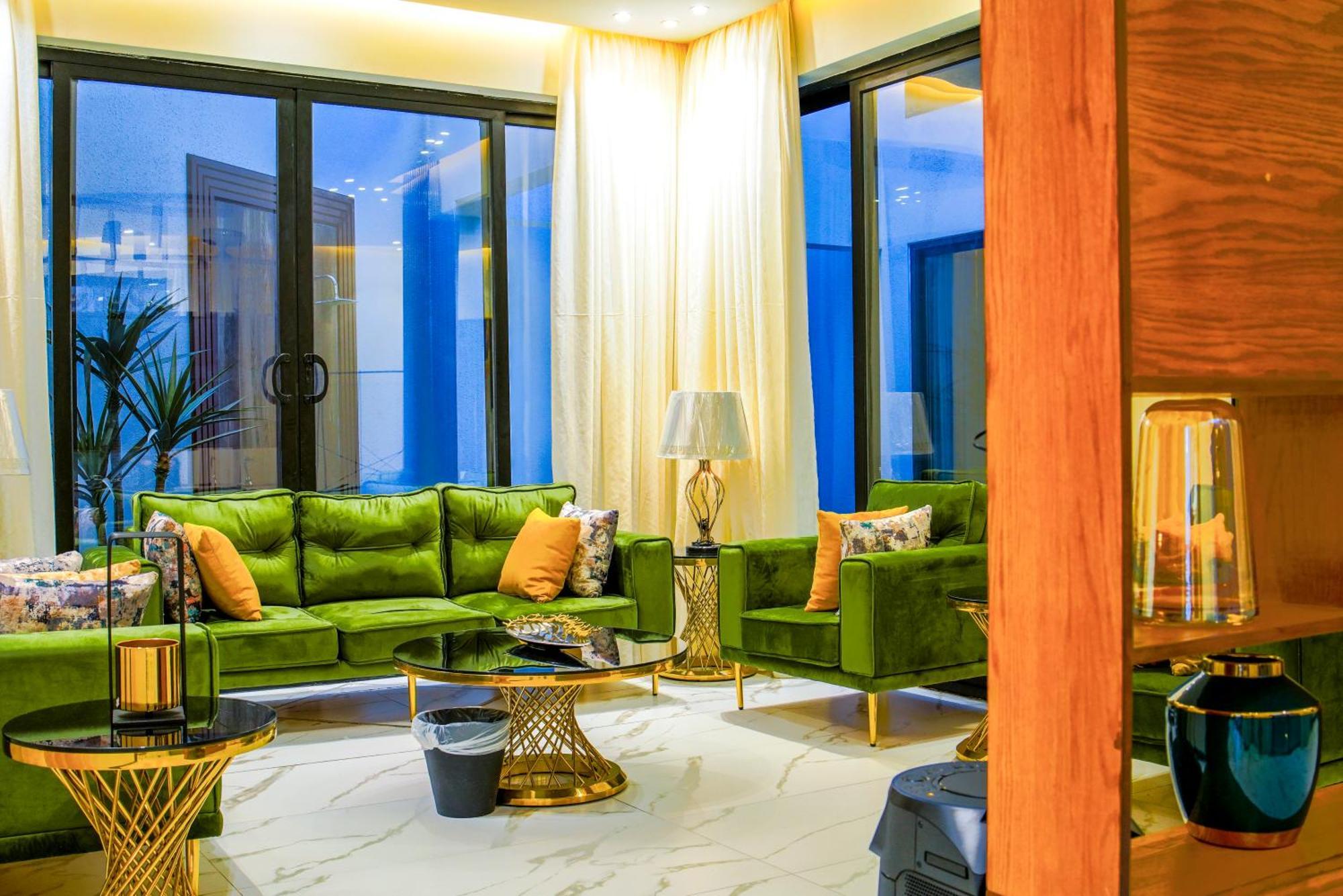 The Land Resort Рияд Екстериор снимка